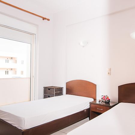 Yiannis Manos Hotel Resort Малиа Экстерьер фото