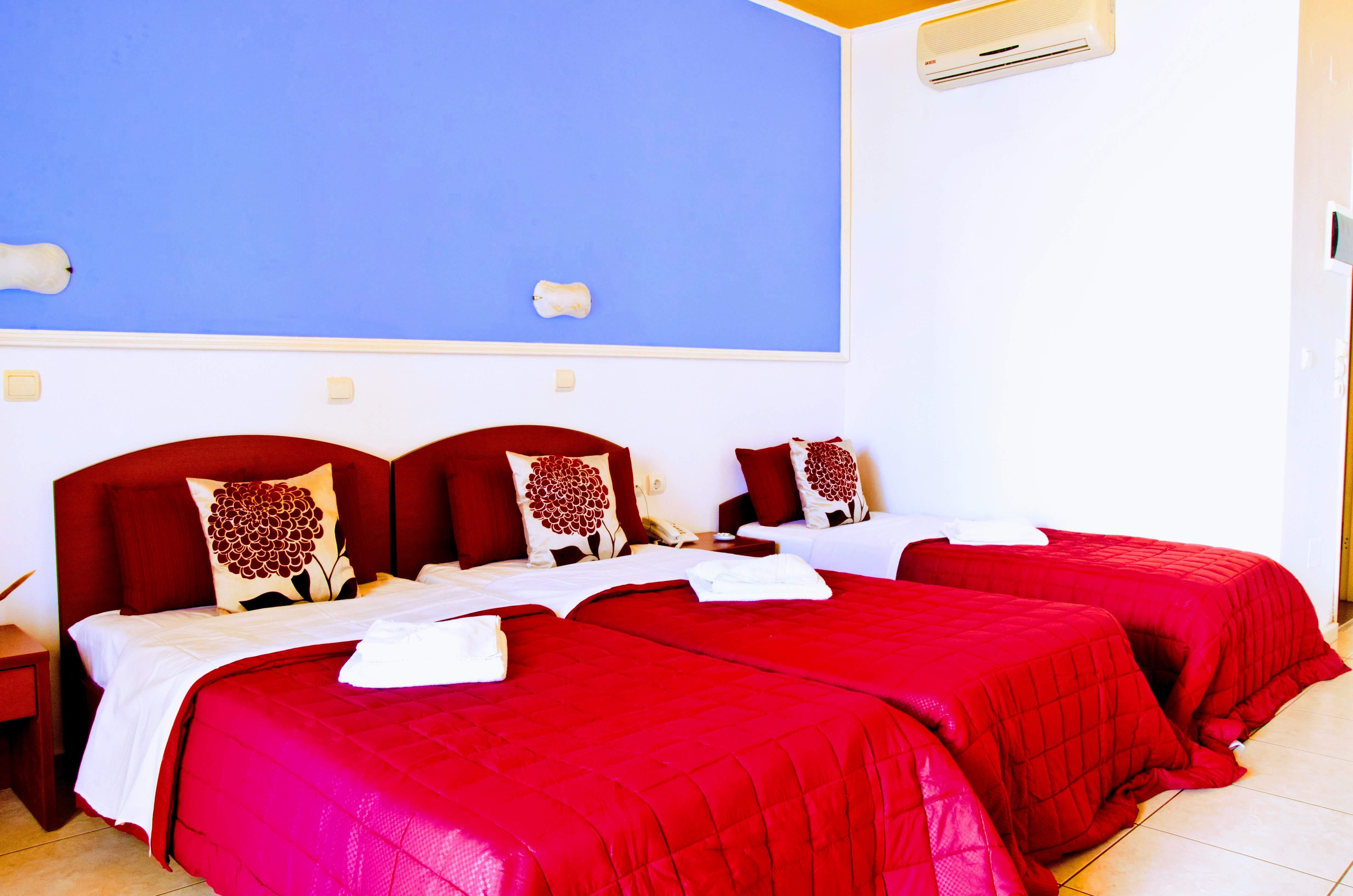 Yiannis Manos Hotel Resort Малиа Экстерьер фото