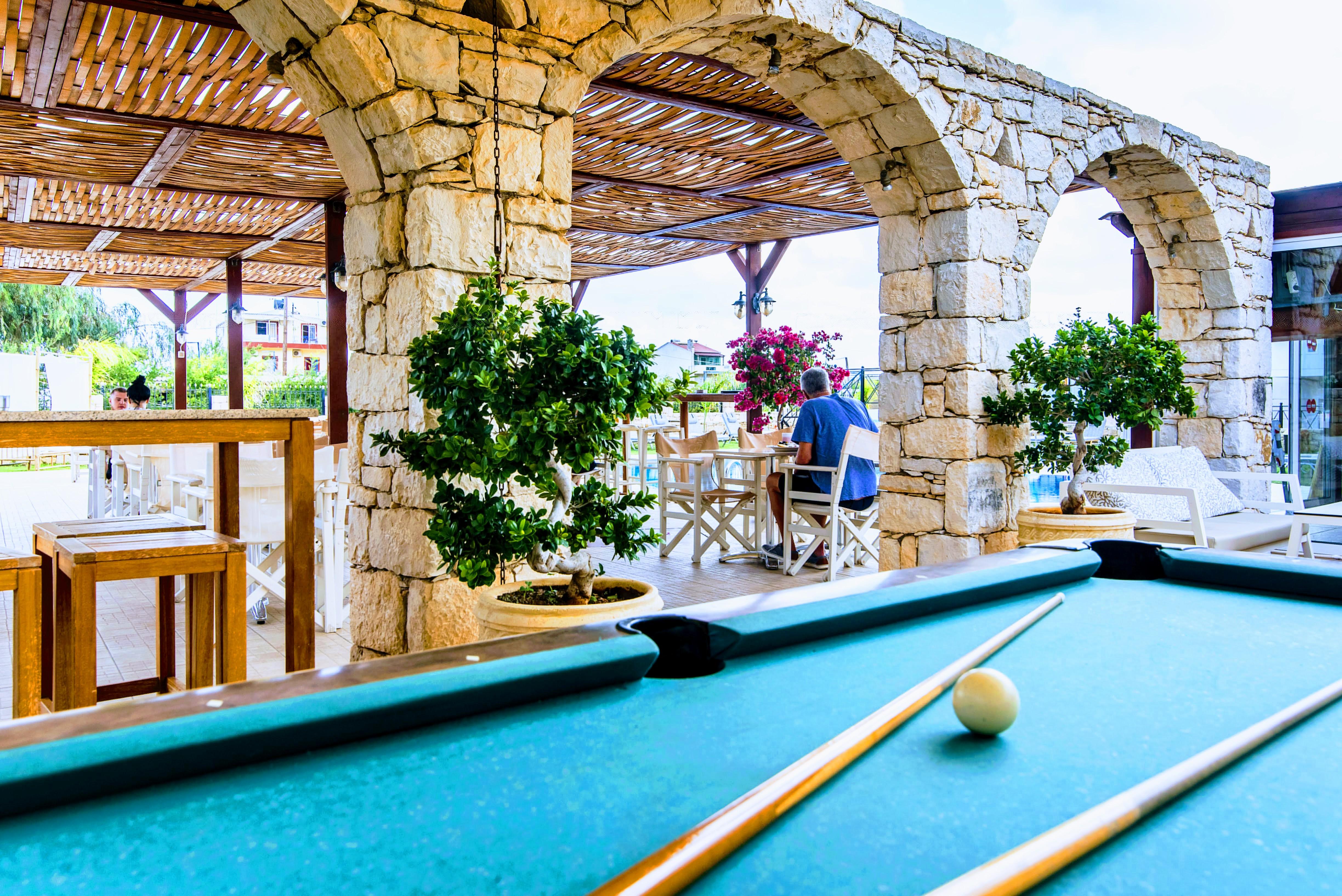 Yiannis Manos Hotel Resort Малиа Экстерьер фото