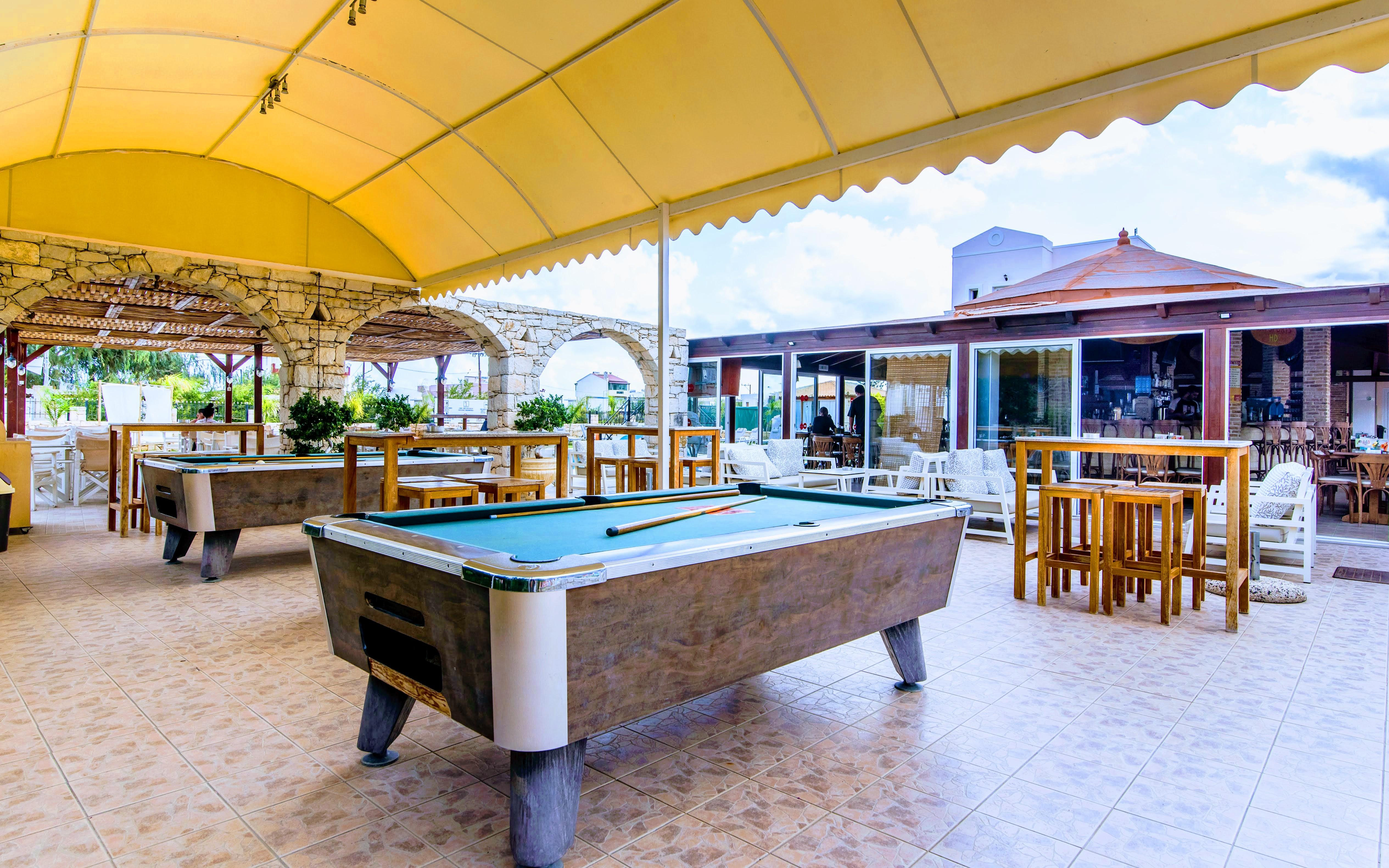 Yiannis Manos Hotel Resort Малиа Экстерьер фото