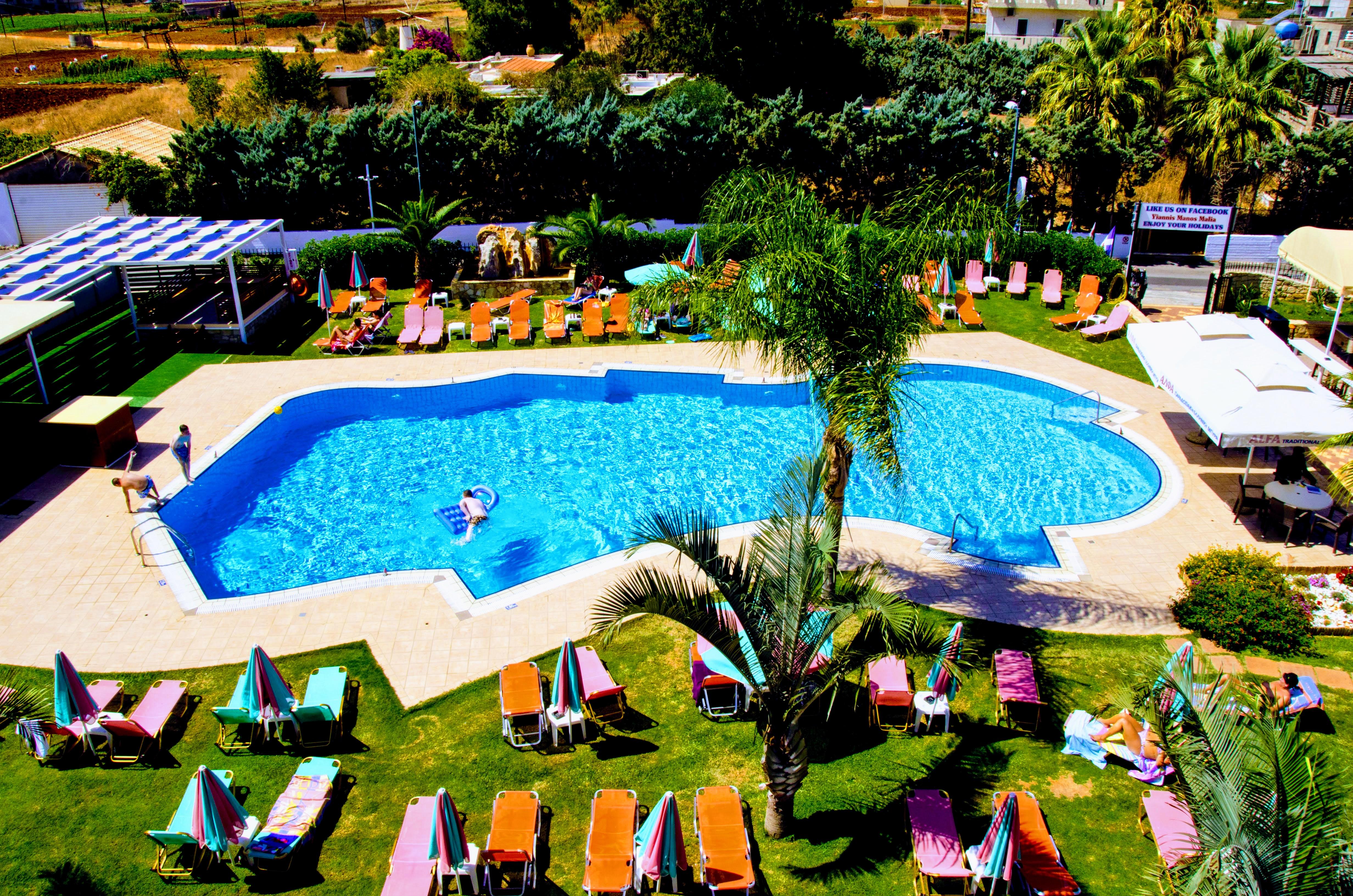 Yiannis Manos Hotel Resort Малиа Экстерьер фото