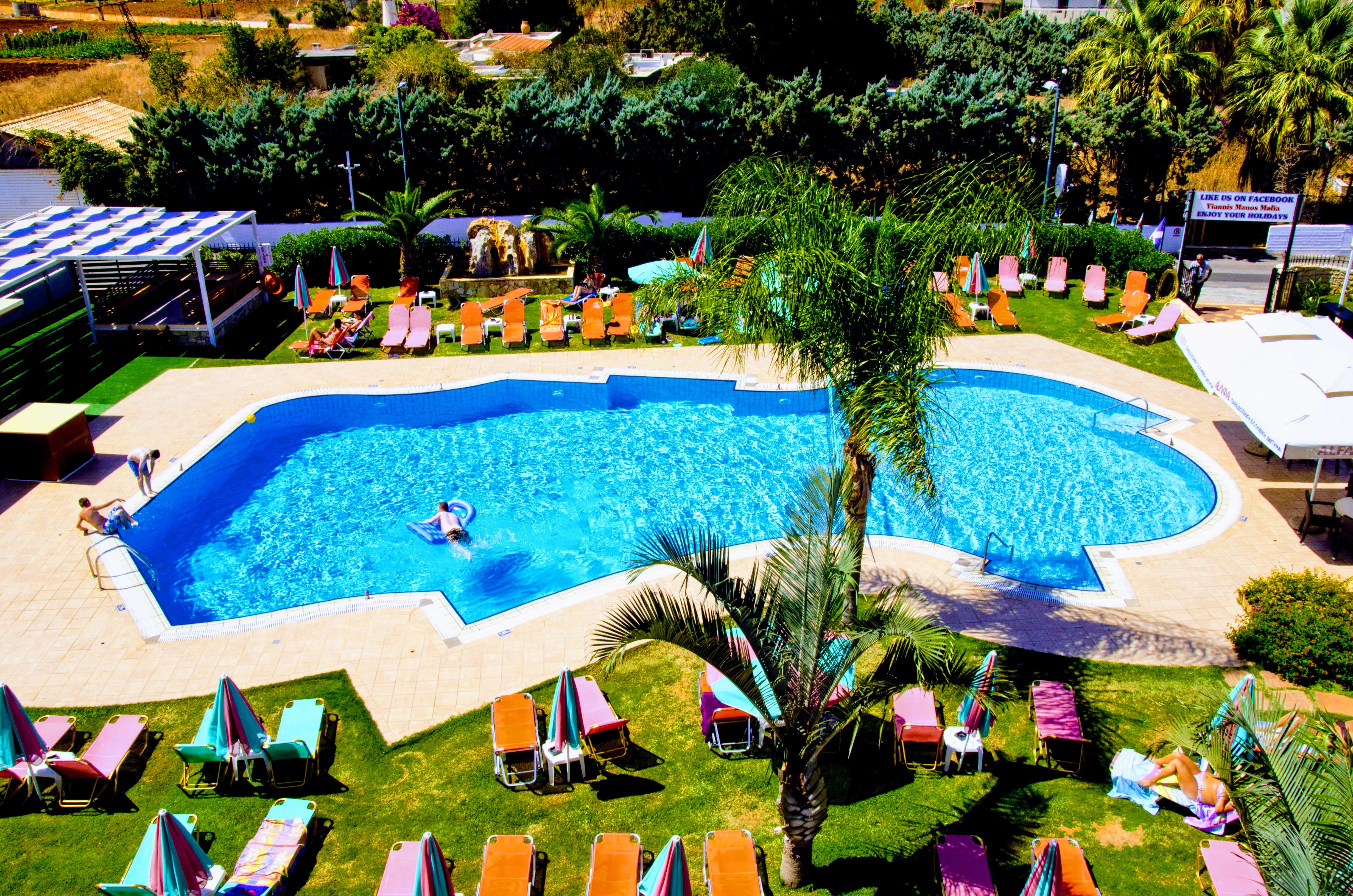 Yiannis Manos Hotel Resort Малиа Экстерьер фото