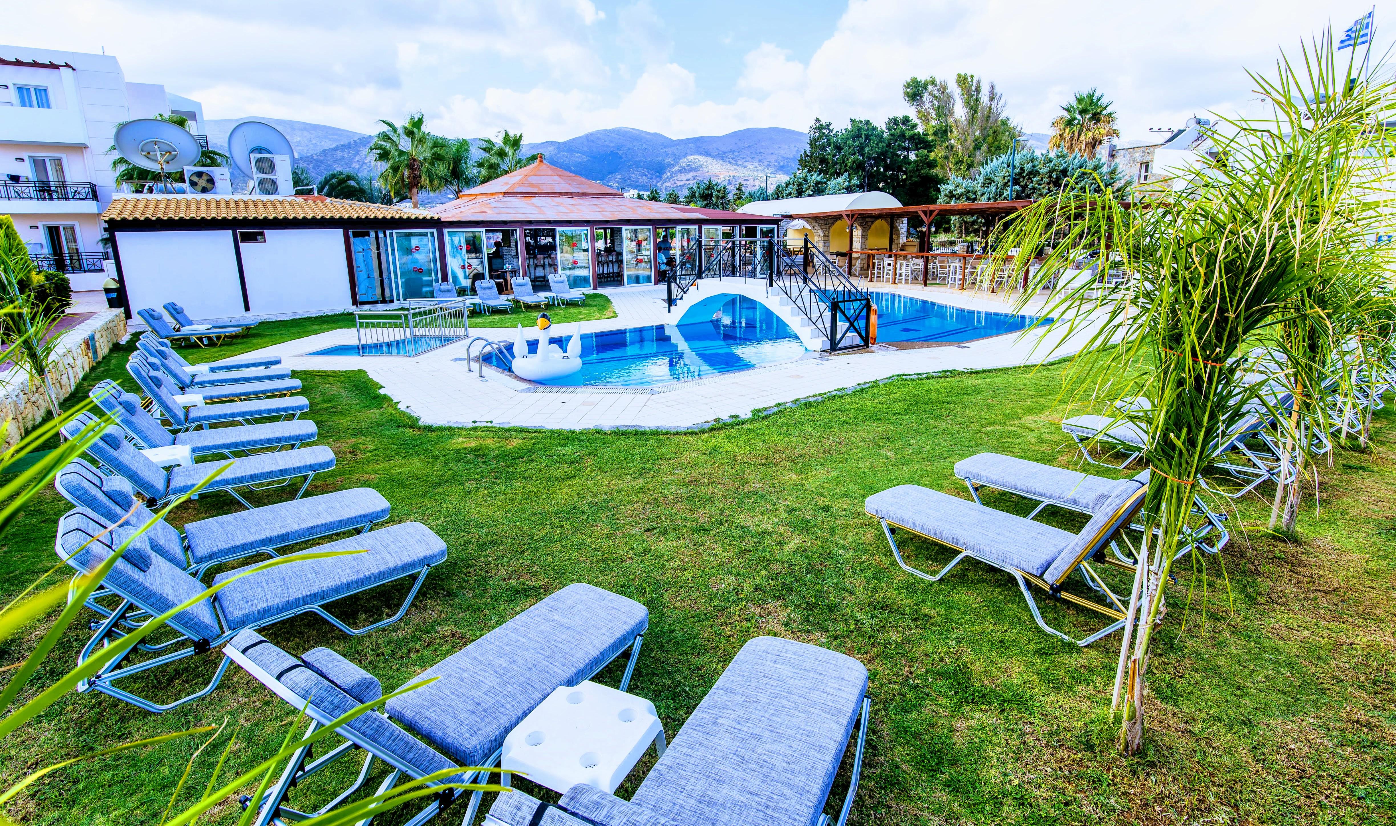 Yiannis Manos Hotel Resort Малиа Экстерьер фото